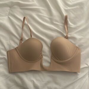 Skims deep plunge shape wear bra